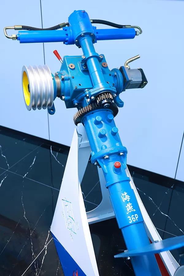 Hydraulic Outboard Motor