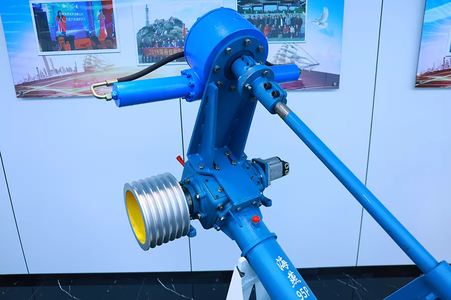 Large Blade Outboard motor